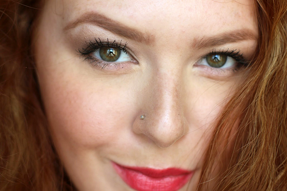 Увлажняющая помада Butter Lipstick тон FIZZIES от NYX