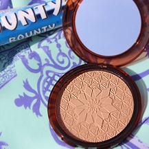 Бронзирующая пудра Bronzing Magnum Powder Artdeco Бронзирующая пудра Bronzing Magnum Powder Artdeco